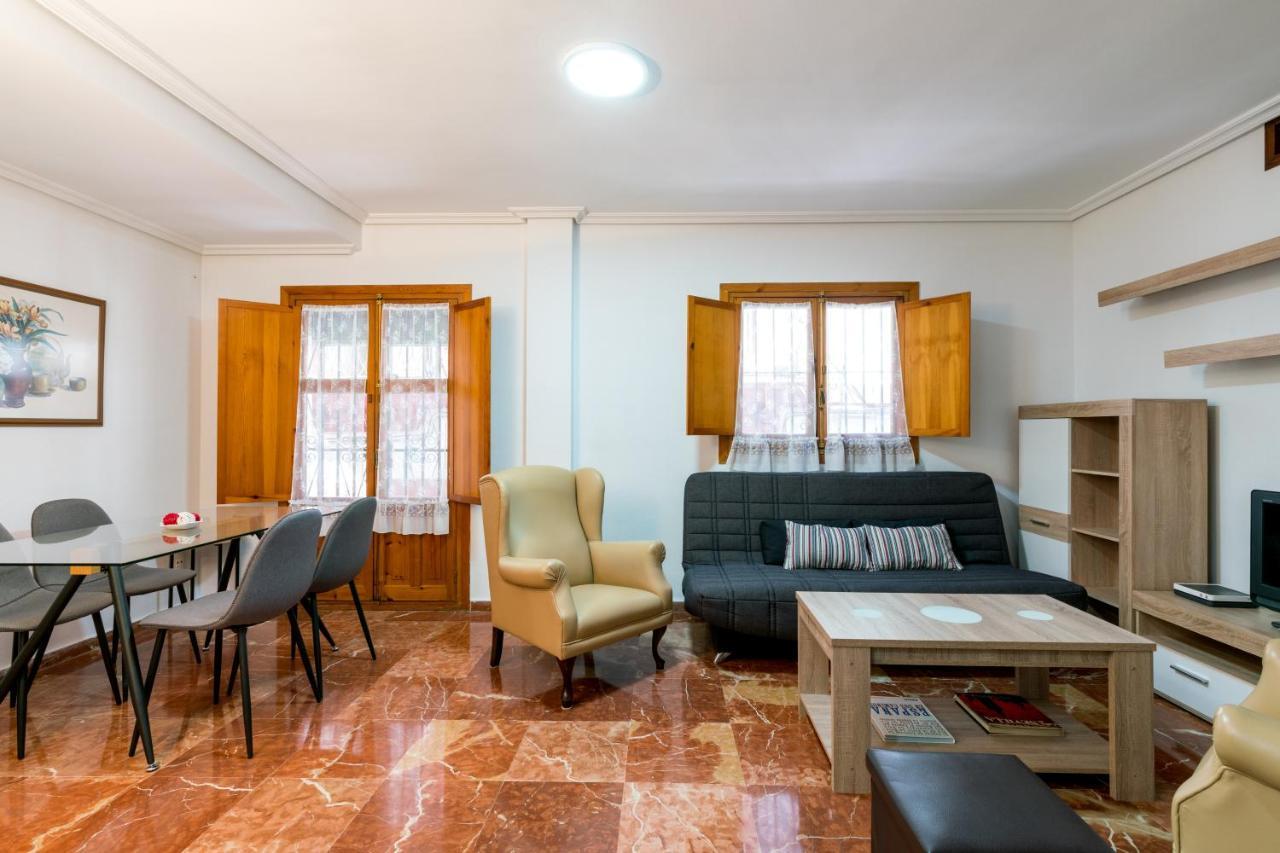 Apartament Holi-Rent Estrella Sewilla Zewnętrze zdjęcie