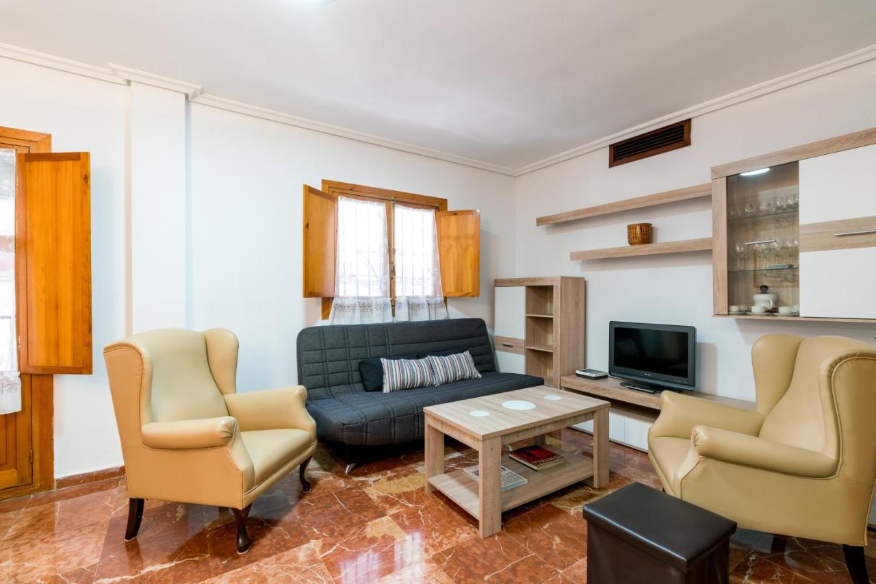 Apartament Holi-Rent Estrella Sewilla Zewnętrze zdjęcie