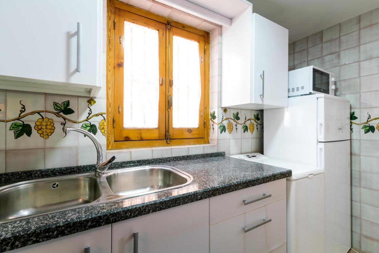 Apartament Holi-Rent Estrella Sewilla Zewnętrze zdjęcie